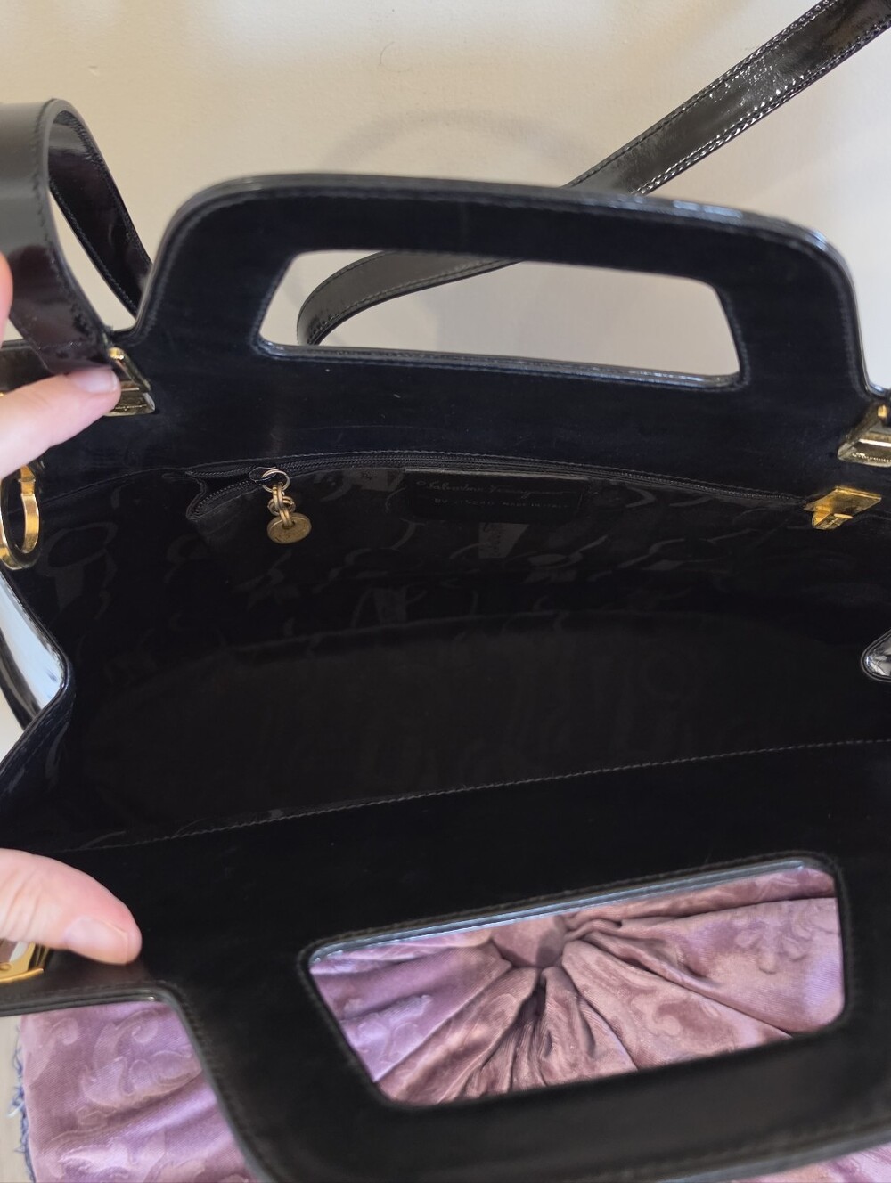 Ferragamo Wanda Black Patent Top-Handle handbag with strap - Picture 12 of 15